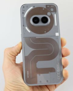 Nothing Phone 2a Plus Test Praxis Hand 2